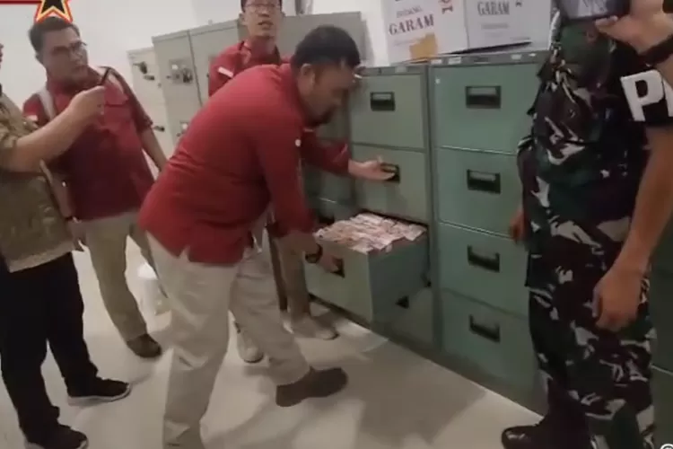 Viral Kantor Staff Mantan Menteri Kominfo Budi Arie Digeledah Polisi: Fakta atau Framing?